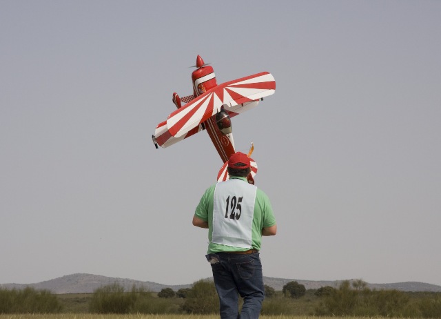 Download EUG001320 (640Wx462H)